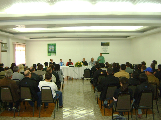 Cresol Base Vale promove seminário sobre crédito rural